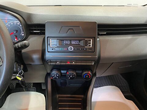 2022 Benzin Manuel Renault Clio Beyaz Gürel Tasarım Aksesuar Otomotiv San. Tic. Ltd. Şti.