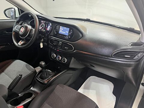 2023 Benzin Manuel Fiat Egea Beyaz Gürel Tasarım Aksesuar Otomotiv San. Tic. Ltd. Şti.