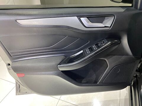 2024 Dizel Otomatik Ford Focus Gri Gürel Tasarım Aksesuar Otomotiv San. Tic. Ltd. Şti.