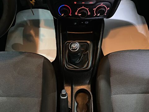 2019 Benzin Manuel Fiat Egea Beyaz Gürel Tasarım Aksesuar Otomotiv San. Tic. Ltd. Şti.