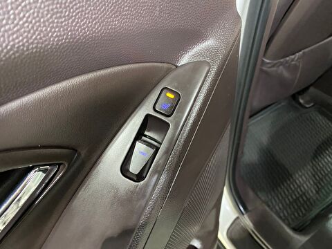 2013 Benzin Manuel Hyundai ix35 Beyaz Gürel Tasarım Aksesuar Otomotiv San. Tic. Ltd. Şti.