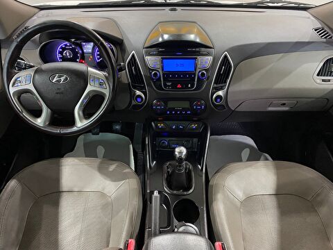 2013 Benzin Manuel Hyundai ix35 Beyaz Gürel Tasarım Aksesuar Otomotiv San. Tic. Ltd. Şti.