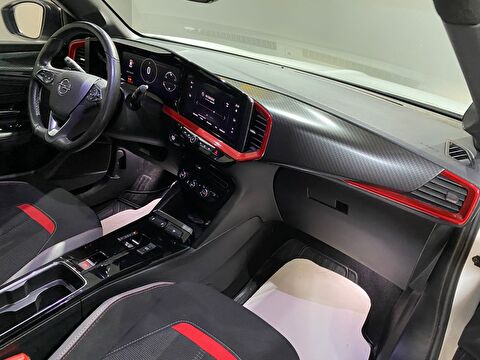 2023 Benzin Otomatik Opel Mokka Beyaz Gürel Tasarım Aksesuar Otomotiv San. Tic. Ltd. Şti.