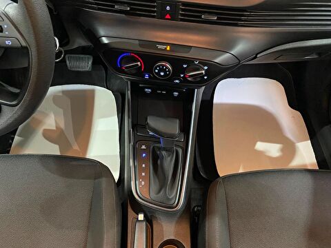 2025 Benzin Otomatik Hyundai i20 Kırmızı Gürel Tasarım Aksesuar Otomotiv San. Tic. Ltd. Şti.