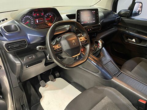 2021 Dizel Manuel Peugeot Rifter Gri Gürel Tasarım Aksesuar Otomotiv San. Tic. Ltd. Şti.