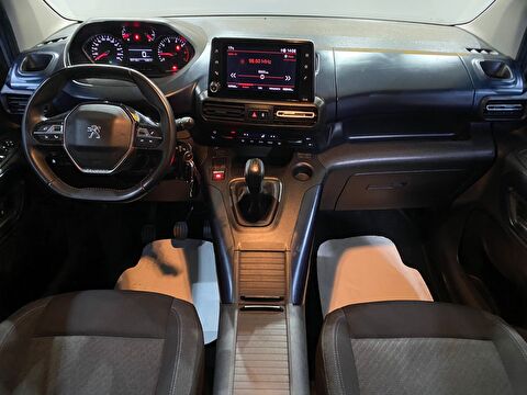 2021 Dizel Manuel Peugeot Rifter Gri Gürel Tasarım Aksesuar Otomotiv San. Tic. Ltd. Şti.