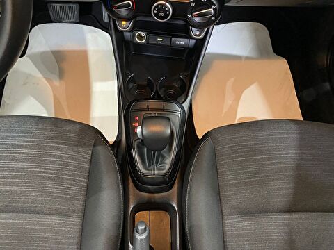 2024 Benzin Otomatik Kia Picanto Gümüş Gri Gürel Tasarım Aksesuar Otomotiv San. Tic. Ltd. Şti.