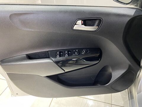 2024 Benzin Otomatik Kia Picanto Gümüş Gri Gürel Tasarım Aksesuar Otomotiv San. Tic. Ltd. Şti.