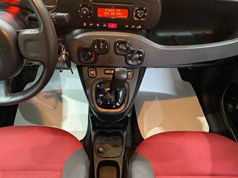 2013 Benzin Otomatik Fiat Panda Kırmızı Gürel Tasarım Aksesuar Otomotiv San. Tic. Ltd. Şti.