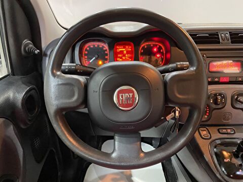 2013 Benzin Otomatik Fiat Panda Kırmızı Gürel Tasarım Aksesuar Otomotiv San. Tic. Ltd. Şti.