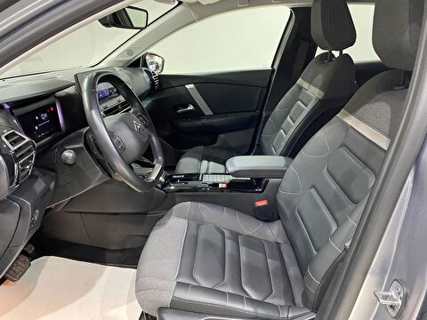 2023 Benzin Otomatik Citroen C4 Gri Gürel Tasarım Aksesuar Otomotiv San. Tic. Ltd. Şti.