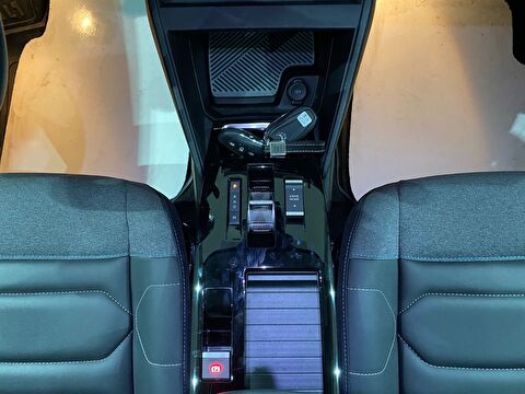 2023 Benzin Otomatik Citroen C4 Gri Gürel Tasarım Aksesuar Otomotiv San. Tic. Ltd. Şti.