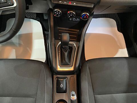 2026 Benzin Otomatik Renault Clio Beyaz Gürel Tasarım Aksesuar Otomotiv San. Tic. Ltd. Şti.