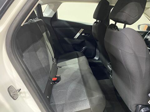 2023 Benzin Otomatik Citroen C4 X Beyaz Gürel Tasarım Aksesuar Otomotiv San. Tic. Ltd. Şti.