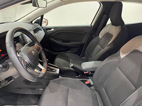 2026 Benzin Otomatik Renault Clio Beyaz Gürel Tasarım Aksesuar Otomotiv San. Tic. Ltd. Şti.