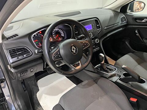 TaksitliOto.Net | 2.El Renault Megane Sedan 1.3 TCe Joy EDC | Otomatik & Benzin | Gri | İzmir.2el 2022 Benzin Otomatik Renault Megane Gri Gürel Tasarım Aksesuar Otomotiv San. Tic. Ltd. Şti.