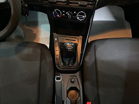 2023 Benzin Manuel Volkswagen Polo Beyaz Gürel Tasarım Aksesuar Otomotiv San. Tic. Ltd. Şti.