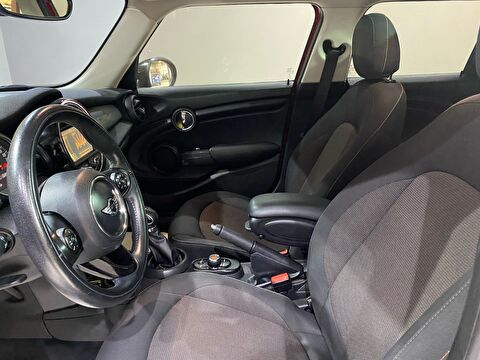 2017 Benzin Otomatik Mini Cooper Kırmızı Gürel Tasarım Aksesuar Otomotiv San. Tic. Ltd. Şti.