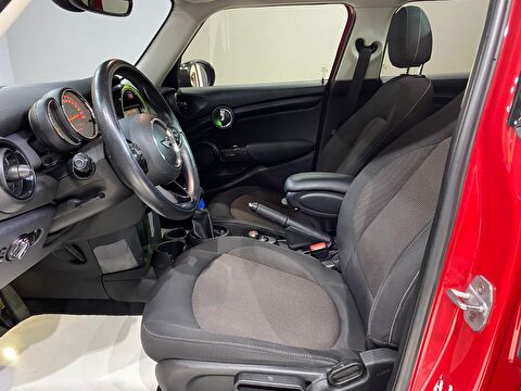 2017 Benzin Otomatik Mini Cooper Kırmızı Gürel Tasarım Aksesuar Otomotiv San. Tic. Ltd. Şti.