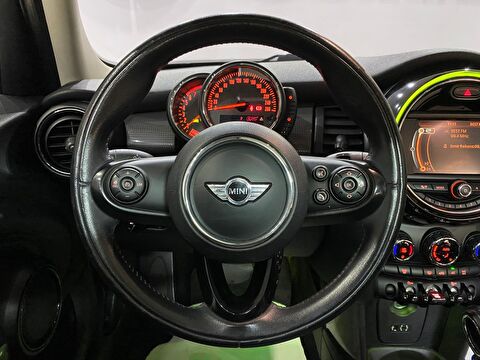 2017 Benzin Otomatik Mini Cooper Kırmızı Gürel Tasarım Aksesuar Otomotiv San. Tic. Ltd. Şti.