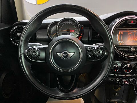 2017 Benzin Otomatik Mini Cooper Kırmızı Gürel Tasarım Aksesuar Otomotiv San. Tic. Ltd. Şti.