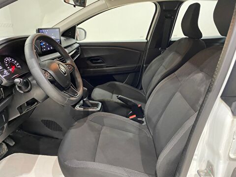 2021 Benzin Otomatik Renault Taliant Beyaz Gürel Tasarım Aksesuar Otomotiv San. Tic. Ltd. Şti.