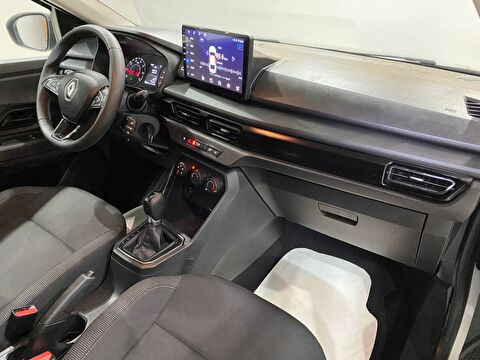 2021 Benzin Otomatik Renault Taliant Beyaz Gürel Tasarım Aksesuar Otomotiv San. Tic. Ltd. Şti.