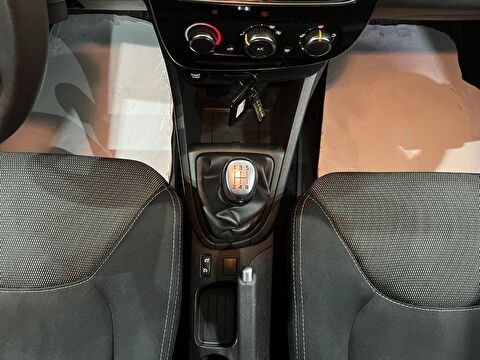 2020 Benzin Manuel Renault Clio Beyaz Gürel Tasarım Aksesuar Otomotiv San. Tic. Ltd. Şti.