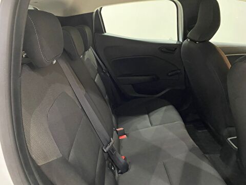 2023 Benzin Otomatik Renault Clio Beyaz Gürel Tasarım Aksesuar Otomotiv San. Tic. Ltd. Şti.
