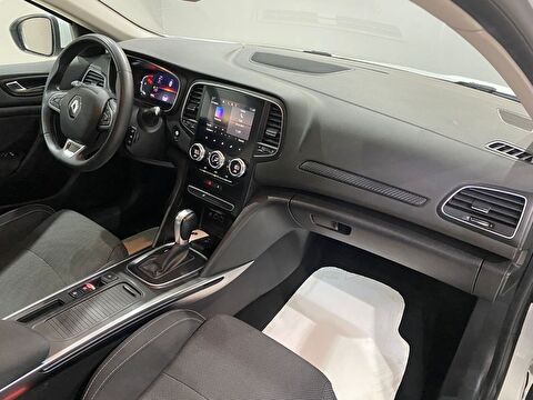 2023 Benzin Otomatik Renault Megane Beyaz Gürel Tasarım Aksesuar Otomotiv San. Tic. Ltd. Şti.