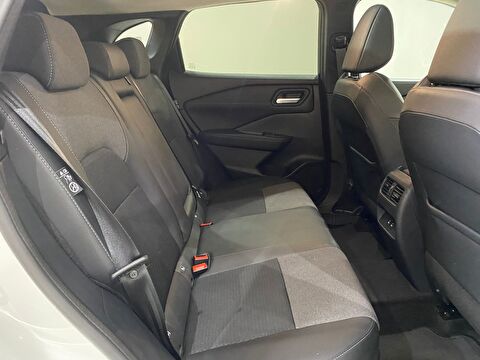 2024 MHEV Otomatik Nissan Qashqai Beyaz Gürel Tasarım Aksesuar Otomotiv San. Tic. Ltd. Şti.