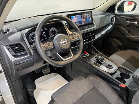 2024 MHEV Otomatik Nissan Qashqai Beyaz Gürel Tasarım Aksesuar Otomotiv San. Tic. Ltd. Şti.