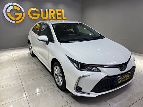 2024 Hybrid Otomatik Toyota Corolla Beyaz Gürel Tasarım Aksesuar Otomotiv San. Tic. Ltd. Şti.