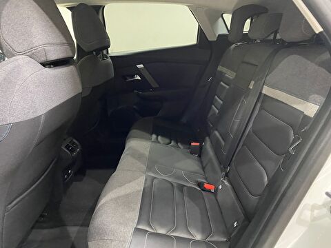 2023 Benzin Otomatik Citroen C4 Beyaz Gürel Tasarım Aksesuar Otomotiv San. Tic. Ltd. Şti.