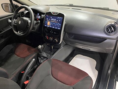 2015 Dizel Manuel Renault Clio Siyah Gürel Tasarım Aksesuar Otomotiv San. Tic. Ltd. Şti.