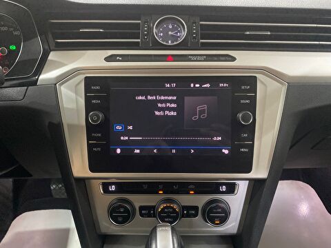 2018 Dizel Otomatik Volkswagen Passat Mavi Gürel Tasarım Aksesuar Otomotiv San. Tic. Ltd. Şti.