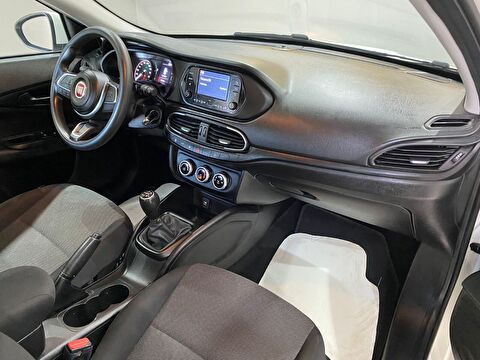 2023 Dizel Manuel Fiat Egea Beyaz Gürel Tasarım Aksesuar Otomotiv San. Tic. Ltd. Şti.