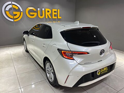 2021 Benzin Otomatik Toyota Corolla Beyaz Gürel Tasarım Aksesuar Otomotiv San. Tic. Ltd. Şti.