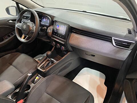 2026 Benzin Otomatik Renault Clio Beyaz Gürel Tasarım Aksesuar Otomotiv San. Tic. Ltd. Şti.