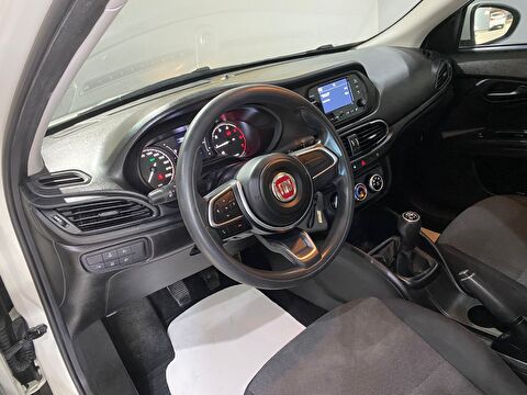 2022 Dizel Manuel Fiat Egea Beyaz Gürel Tasarım Aksesuar Otomotiv San. Tic. Ltd. Şti.