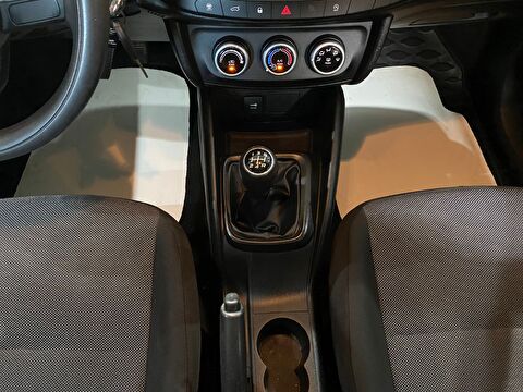 2022 Dizel Manuel Fiat Egea Beyaz Gürel Tasarım Aksesuar Otomotiv San. Tic. Ltd. Şti.