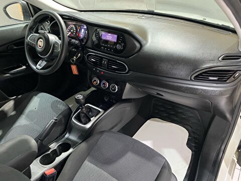 2022 Benzin Manuel Fiat Egea Beyaz Gürel Tasarım Aksesuar Otomotiv San. Tic. Ltd. Şti.