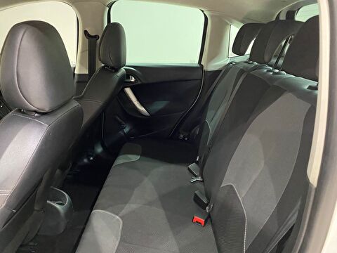2011 Dizel Manuel Citroen C3 Beyaz Gürel Tasarım Aksesuar Otomotiv San. Tic. Ltd. Şti.