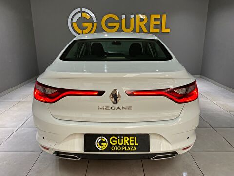 2022 Benzin Otomatik Renault Megane Beyaz Gürel Tasarım Aksesuar Otomotiv San. Tic. Ltd. Şti.