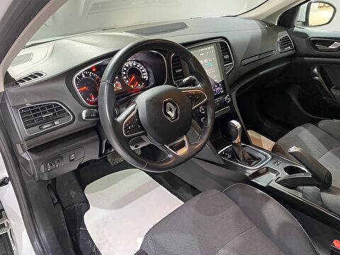 2022 Benzin Otomatik Renault Megane Beyaz Gürel Tasarım Aksesuar Otomotiv San. Tic. Ltd. Şti.