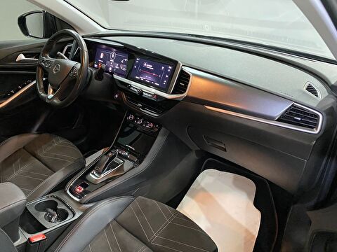 2023 Dizel Otomatik Opel Grandland Siyah Gürel Tasarım Aksesuar Otomotiv San. Tic. Ltd. Şti.
