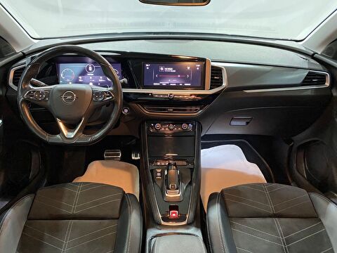 2023 Dizel Otomatik Opel Grandland Siyah Gürel Tasarım Aksesuar Otomotiv San. Tic. Ltd. Şti.