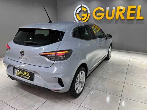 2023 Benzin Otomatik Renault Clio Gri Gürel Tasarım Aksesuar Otomotiv San. Tic. Ltd. Şti.