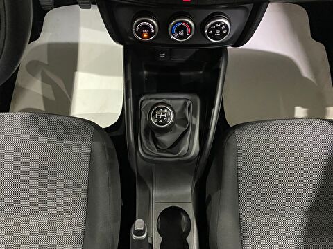 2023 Dizel Manuel Fiat Egea Beyaz Gürel Tasarım Aksesuar Otomotiv San. Tic. Ltd. Şti.
