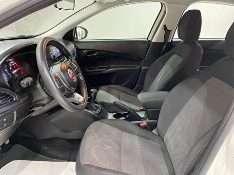 2022 Dizel Manuel Fiat Egea Beyaz Gürel Tasarım Aksesuar Otomotiv San. Tic. Ltd. Şti.